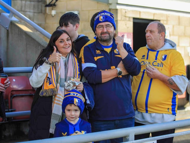 A poor second half was costly as Mansfield Town let a half-time lead slip away.