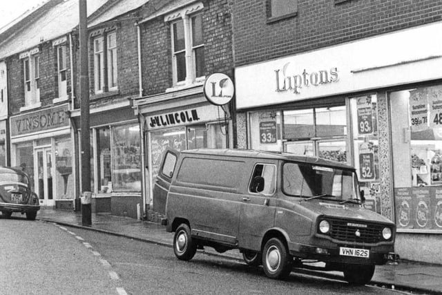 Liptons, Vinsome and Lincoln's are all visible in this 36-year-old view of Blackhills Road in Horden.