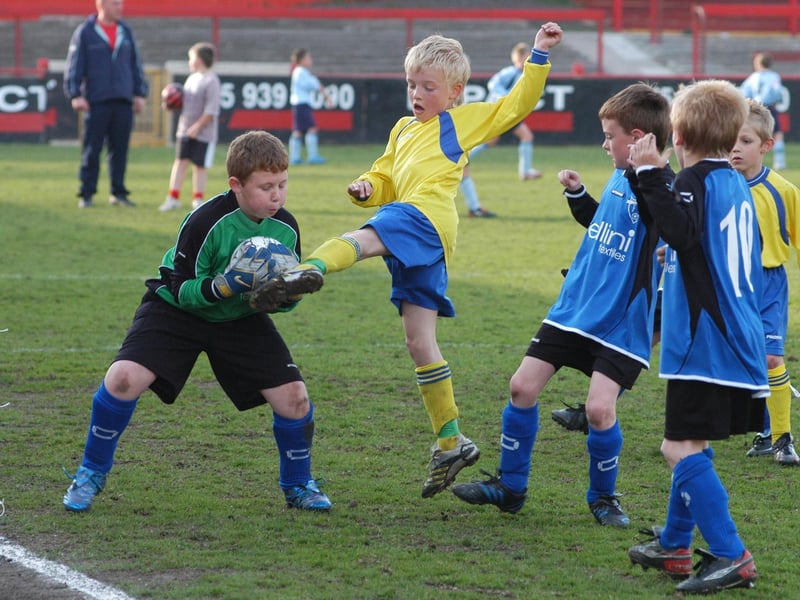2007 Youth League Finals. Woodhouse Colts u8 (Yellow) v Adas Sharks