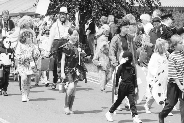 Mansfield Carnival from 30 years ago - did you dress up for it?