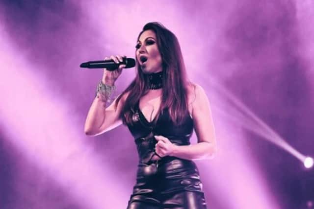 Liza Rebecca Walsh plays Shania Twain in Shania and Country Legends at Mansfield Palace Theatre