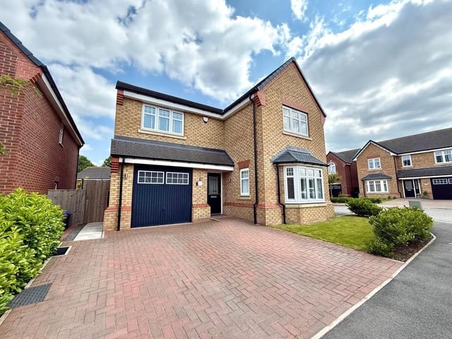 This Executive, spacious four bed detached home occupies a good sized corner plot, situated close by to local amenities, shops and schools . Presented to show home standard with Integral garage and double driveway, lanscaped garden to the rear.