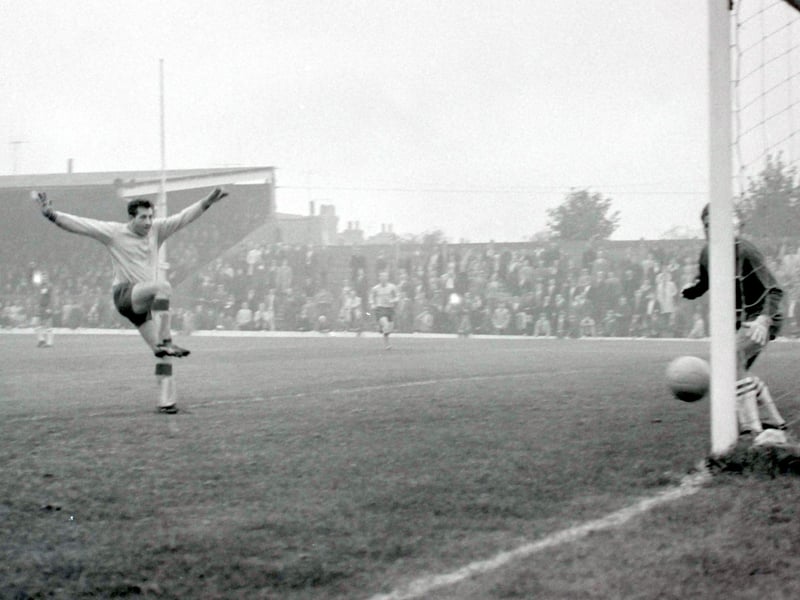 Bill Curry scores his last goal for Stags.