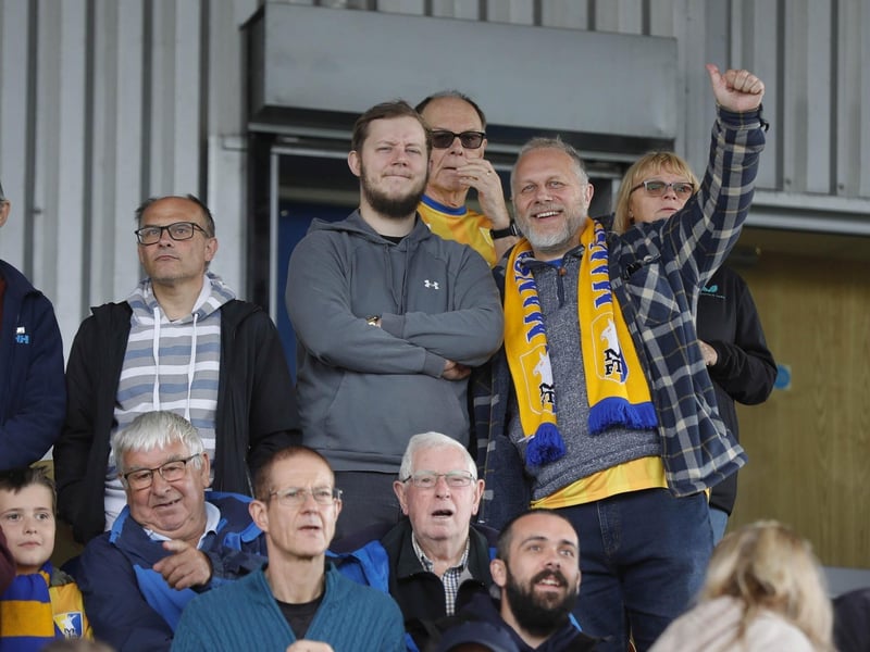 A Will Evans double helped Mansfield Town make it five League One wins in a row.