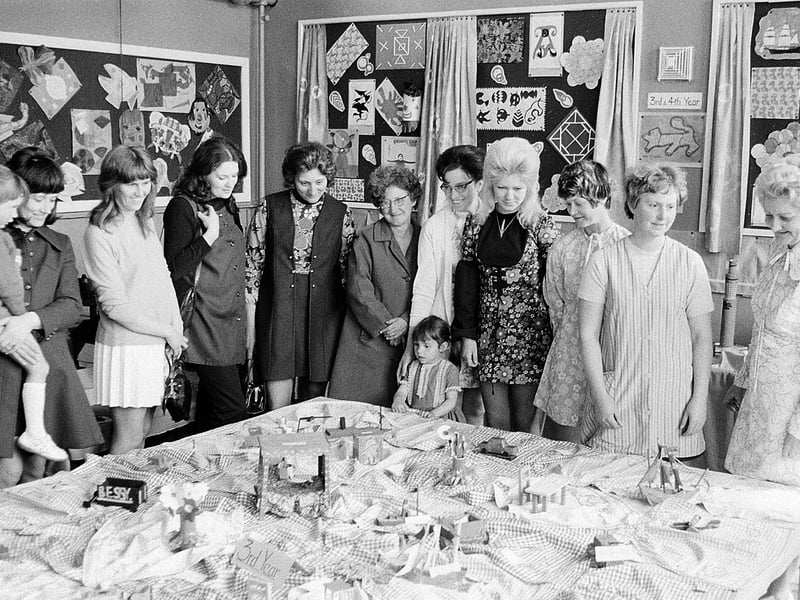 Clipstone's Samuel Barlow School hold an Open Day in 1972.
