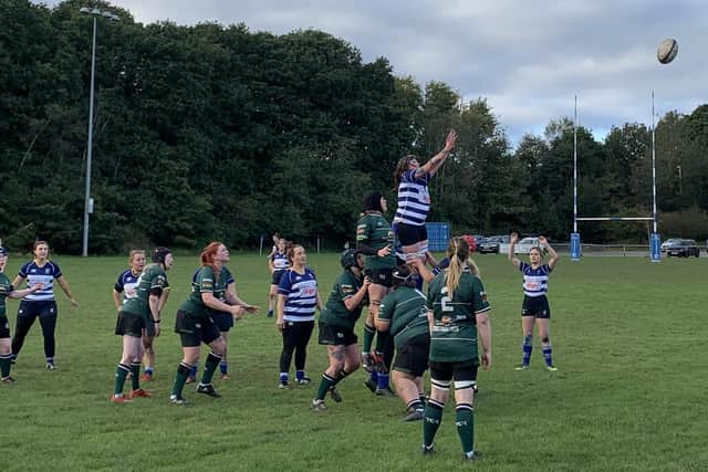 Lineout action as Mansfield Ladies take on Scunthorpe.