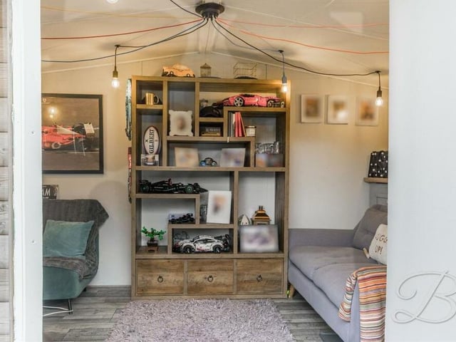 A quick peek inside the summer outbuilding.