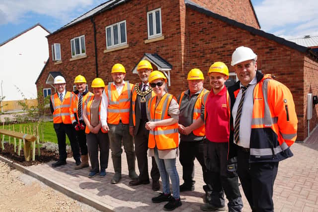 Executive Director John Bennett, Richard Shaw (Lindum Director), Couns Samantha Deakin, Tom Hollis, Paul Grafton, Vicki Heslop and Andy Meakin, Grant Moyses (site Manager) and Simon Hope (Contract Manager)