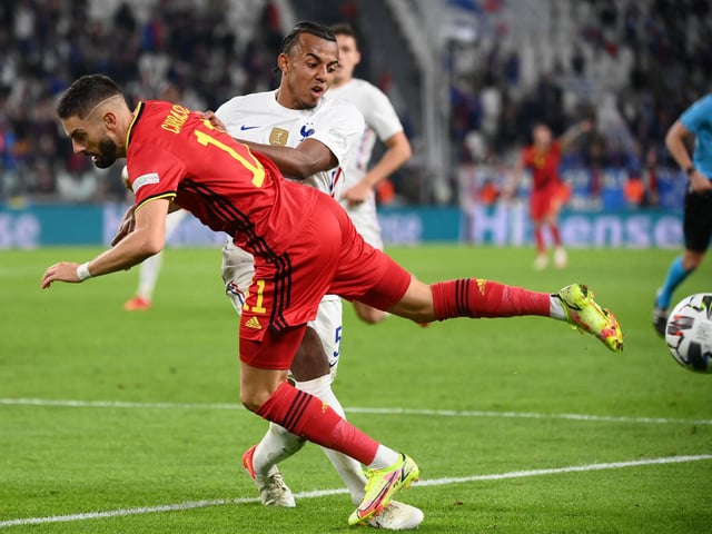 Real Madrid could be set to challenge Chelsea for the signature of Sevilla's Jules Kounde, as interest continues to grow in the versatile defender. The Blues had a £42m offer rejected for the 22-year-old last summer. (Daily Mail)