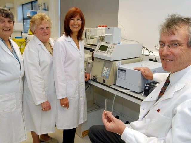 King's Mill Charity Shop volunteers raised over £10,000 to provide a Fluorescence Detector part of the development of nutrition services at the pathology department in the hospital. Dr Robert Hill Consultant Clinical Biochemist, right, demonstrates the equipment to volunteers Pat Connop, Joyce Taylor and Jennifer Halfpenny back in 2006.