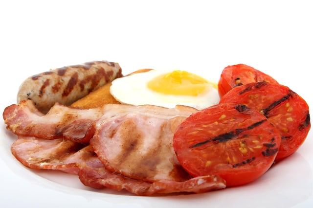 The pub chains are offering free breakfast for two children under 16 with every paying adult.