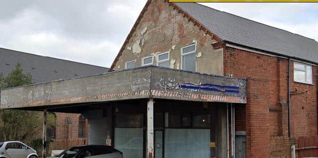 The dilapidated frontage of the building on Main Street, Newton, which the applicant wants to smarten up and convert into five apartments.