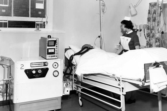 Neuro-Surgical Ward, Royal Infirmary, 1971