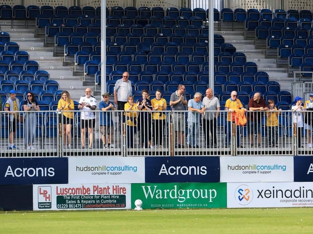 Mansfield Town were beaten after letting a 2-0 half-time lead slip away.