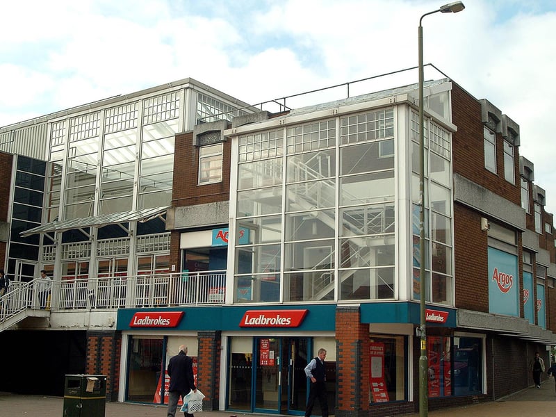 The outside of Idlewells Shopping Centre in 2007.