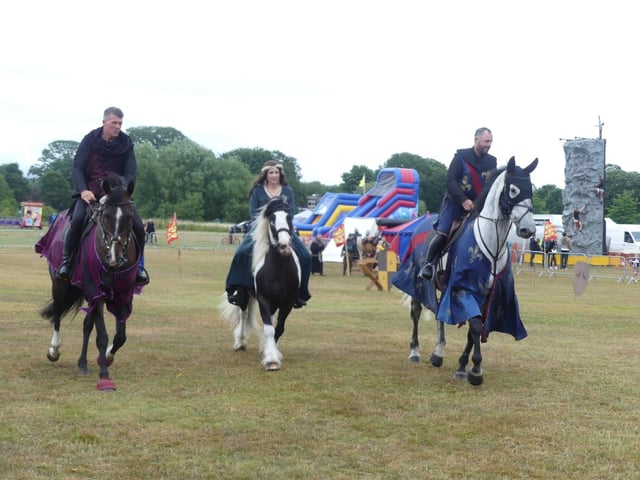 Medieval re-enactors from The Sherwood Outlaws entertained the crowds.