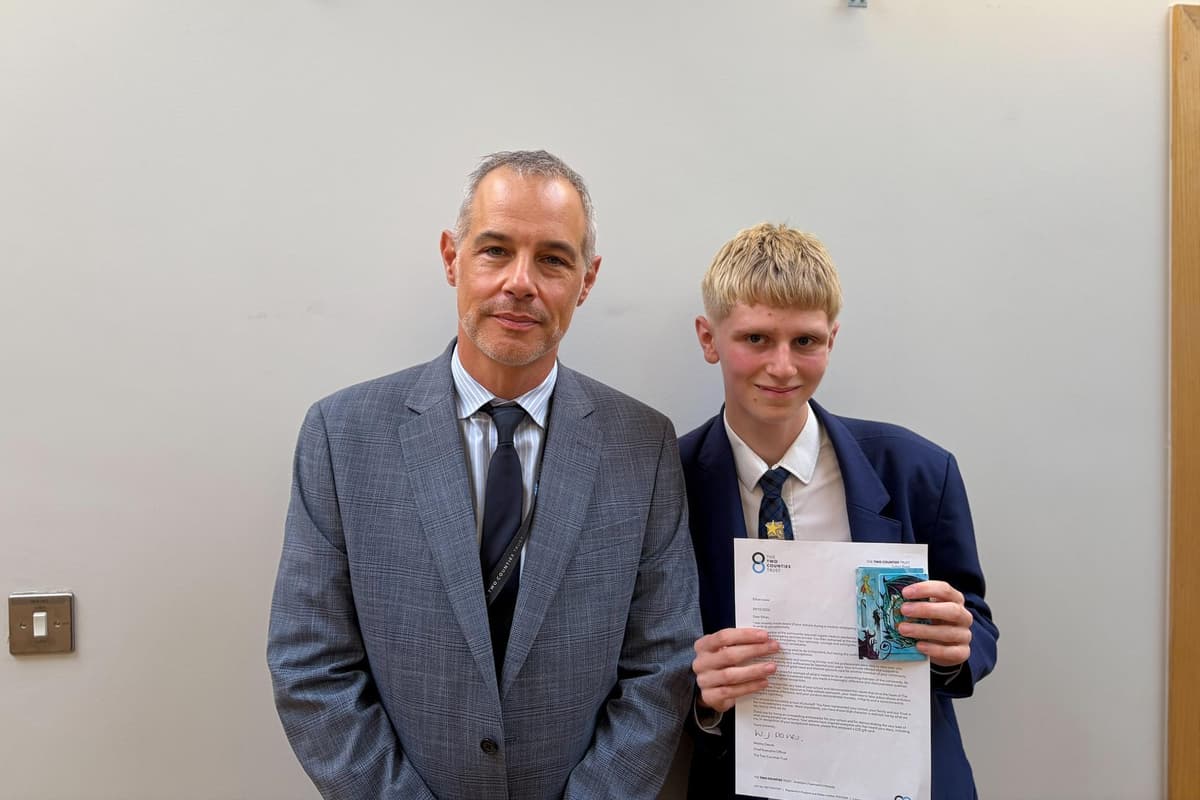 Mansfield Woodhouse student who helped save neighbour's life recognised ...