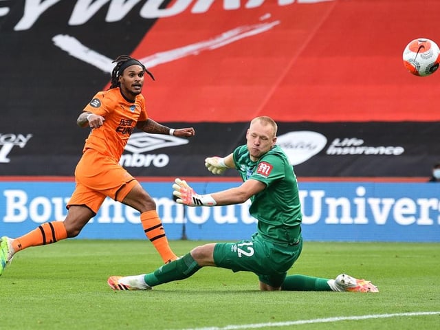 The agent of Valentino Lazaro has revealed his client is in advanced talks with another club, meaning a return to Newcastle United is very unlikely. (Krone.at via Sports Witness)