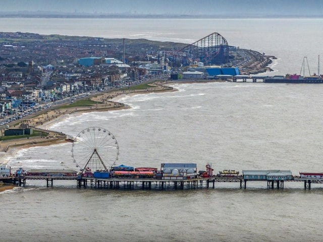 Blackpool is brilliant at what it does. Here you can enjoy the best of both worlds with beautiful long beach walks as well as the noise and thrill of the pleasure beach and amusement arcades. It's perfect for a fun weekend away.