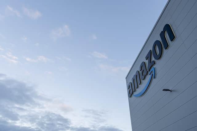 Sutton-in-Ashfield team celebrates as Amazon recognised as a Top Employer in the UK for 2024
