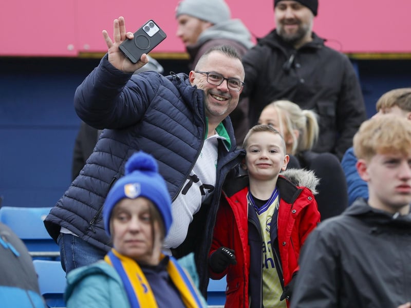 Mansfield Town kept up their good form with a win at Stockport County.