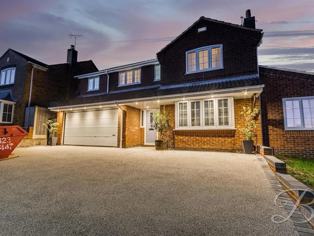 Nestled in the charming area of Candlemass Court, Mansfield Woodhouse, this exquisite detached house, built in 1991, offers a perfect blend of modern living and comfort.