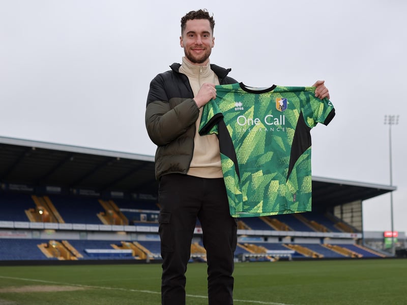 A solid, competent debut for Stags' new keeper after being drafted in at the last minute. Made the only real save he needed to make well and was an assured, experienced presence.