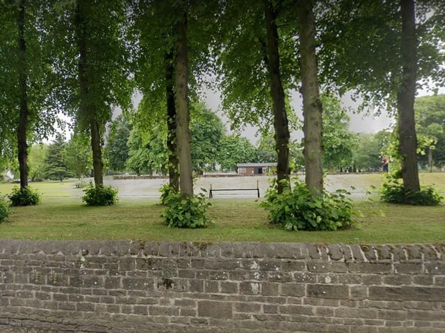 In the Yeoman Hill and Maun Valley area, the average house price in 2022 was £154,500.