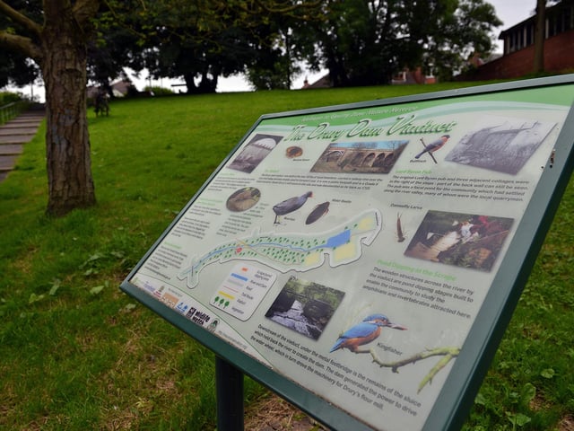 Quarry Lane was designated as a Local Nature Reserve in 2004 because of its importance to wildlife and the community.