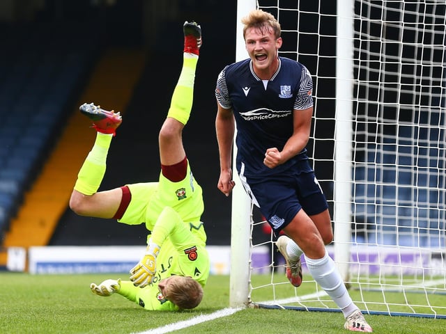 Southend United 378 148 106 124 53 550