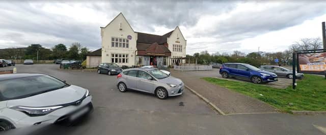 Enjoy drinks with friends and a indulge in some pub classic comfort food