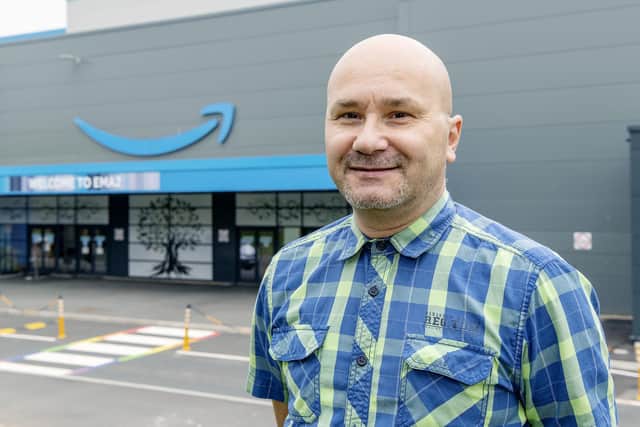 Amazon Associate Laurentiu Ioan visited Ukraine to provide support.