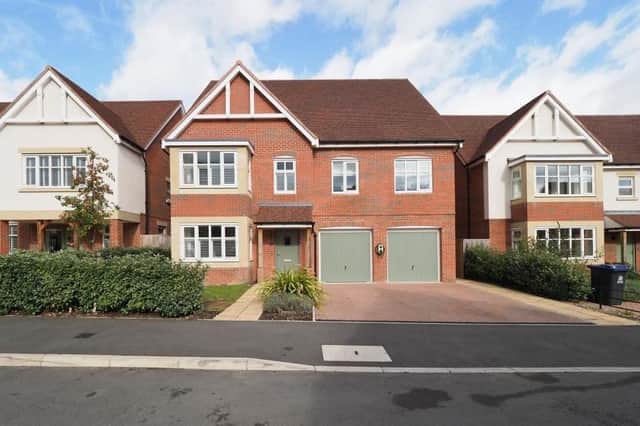 Welcome to Wildflower Rise in Mansfield, an exclusive development on a quiet cul-de sac near Carr Bank Park. This five-bedroom house is on the market with estate agents Purplebricks for offers in excess of £550,000.
