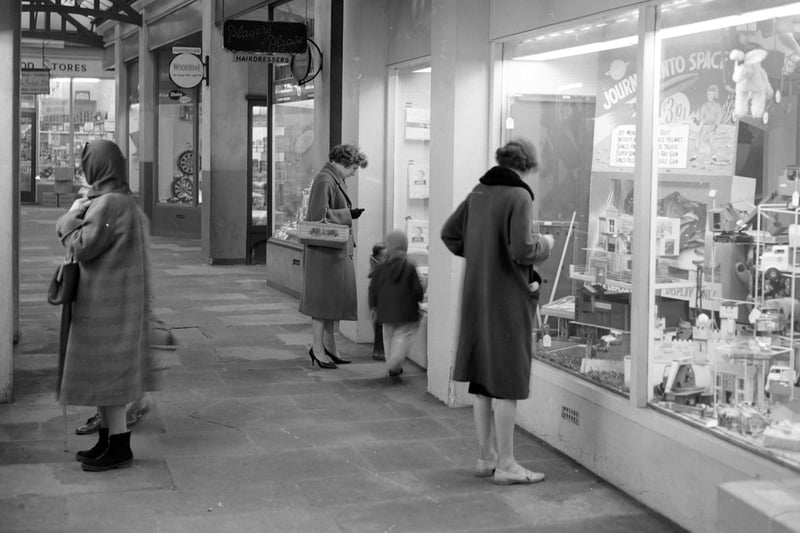 Here is a retro throwback to Mansfield's Handley Arcade in 1961-62. Handley Arcade is now home to a handful of independent retailers, including big names such as Captain Mansfield, Sewing Direct (formerly known as Sally Twinkle), The Cheeky Monkey bar and a brain cancer fundraising shop, Jack of All Hearts. The site is set to welcome new businesses in the coming weeks. For more information about the arcade and its independent tenants, visit www.handleyarcade.co.uk