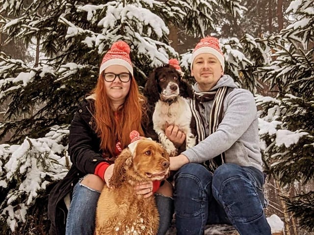 Adorable family photo in Sherwood Pines.