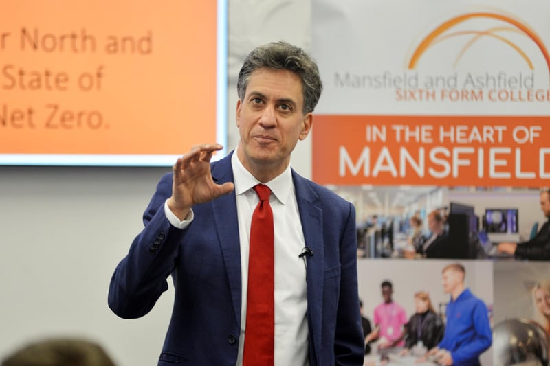 Ed Miliband MP paid a visit to Mansfield to talk to students at Mansfield & Ashfield Sixth Form College.