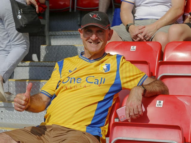 Mansfield Town fans enjoy a cracking away day