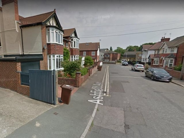 5 reports of violent and sexual crimes in Mansfield in April 2023 were made in connection with incidents that took place on or near Asfield Avenue