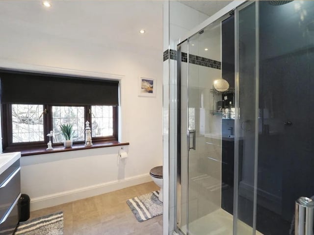 The property benefits from two en-suites