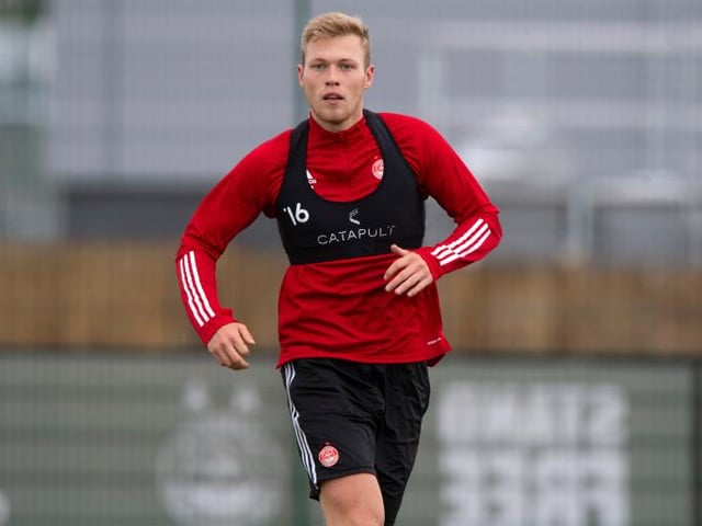 Stoke City boss Michael O'Neill has made further checks on Aberdeen striker Sam Cosgrove (The Scottish Sun)