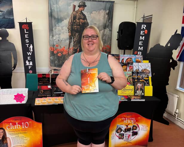 Kerry with her 1.5 stone award