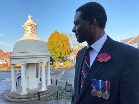 MP Darren Henry with Kimberley War Memorial.