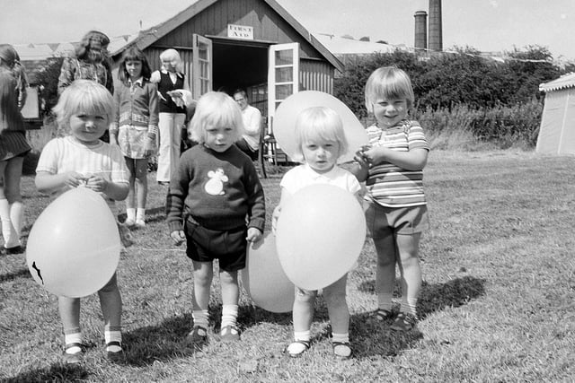 Kids love balloons!
Who recognises anyone in this picture?