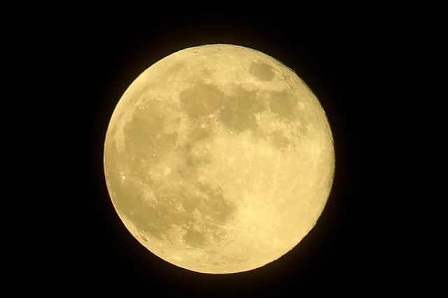 A supermoon occurs when the full moon is closest to the earth (Photo: Getty Images)