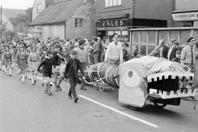 Warsop carnival parade in 1971.