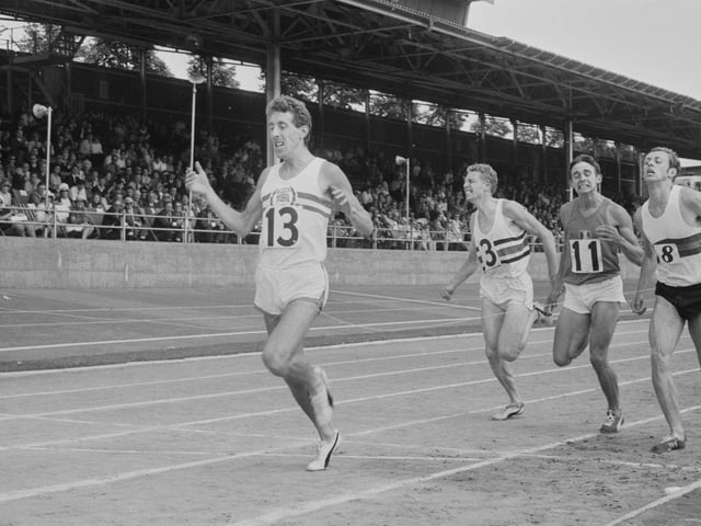 Mansfield's John Whetton is best noted for winning gold in the 1500 metres at the 1969 European Athletics Championships and reaching the 1500 metre final in both the 1964 and 1968 Summer Olympics. The former Sutton Harrier represented England in the 1,500 metres, at the 1970 British Commonwealth Games in Edinburgh,