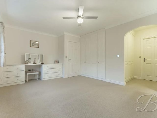 Inside the property is finished to a high standard with a neutral design throughout, creating a stylish and welcoming atmosphere.