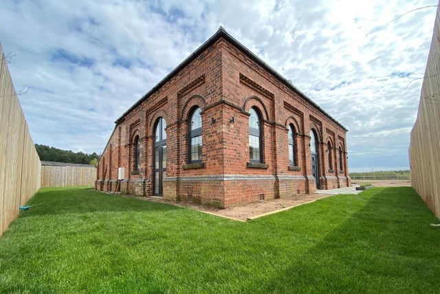 The old Victorian pumping station from a different angle. Perfectly formed, as befits a professional conversion, sympathetic to the architecture and shape of the original building.