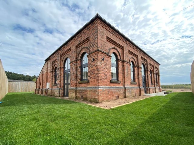 The old Victorian pumping station from a different angle. Perfectly formed, as befits a professional conversion, sympathetic to the architecture and shape of the original building.