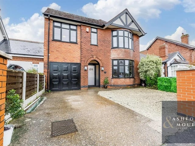 Tucked away on the ever-popular Pearl Avenue in Kirkby-in-Ashfield, this attractive detached family has real kerb appeal.